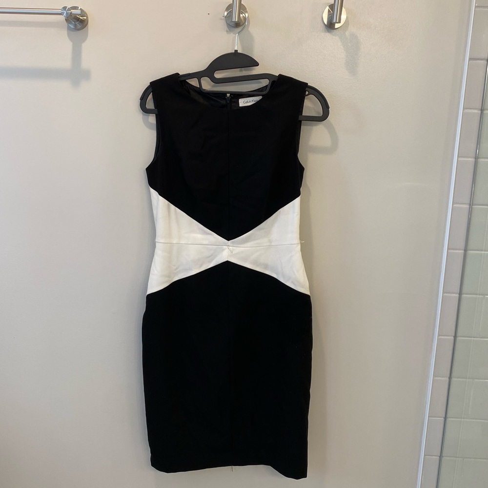 Calvin Klein 4P Dress